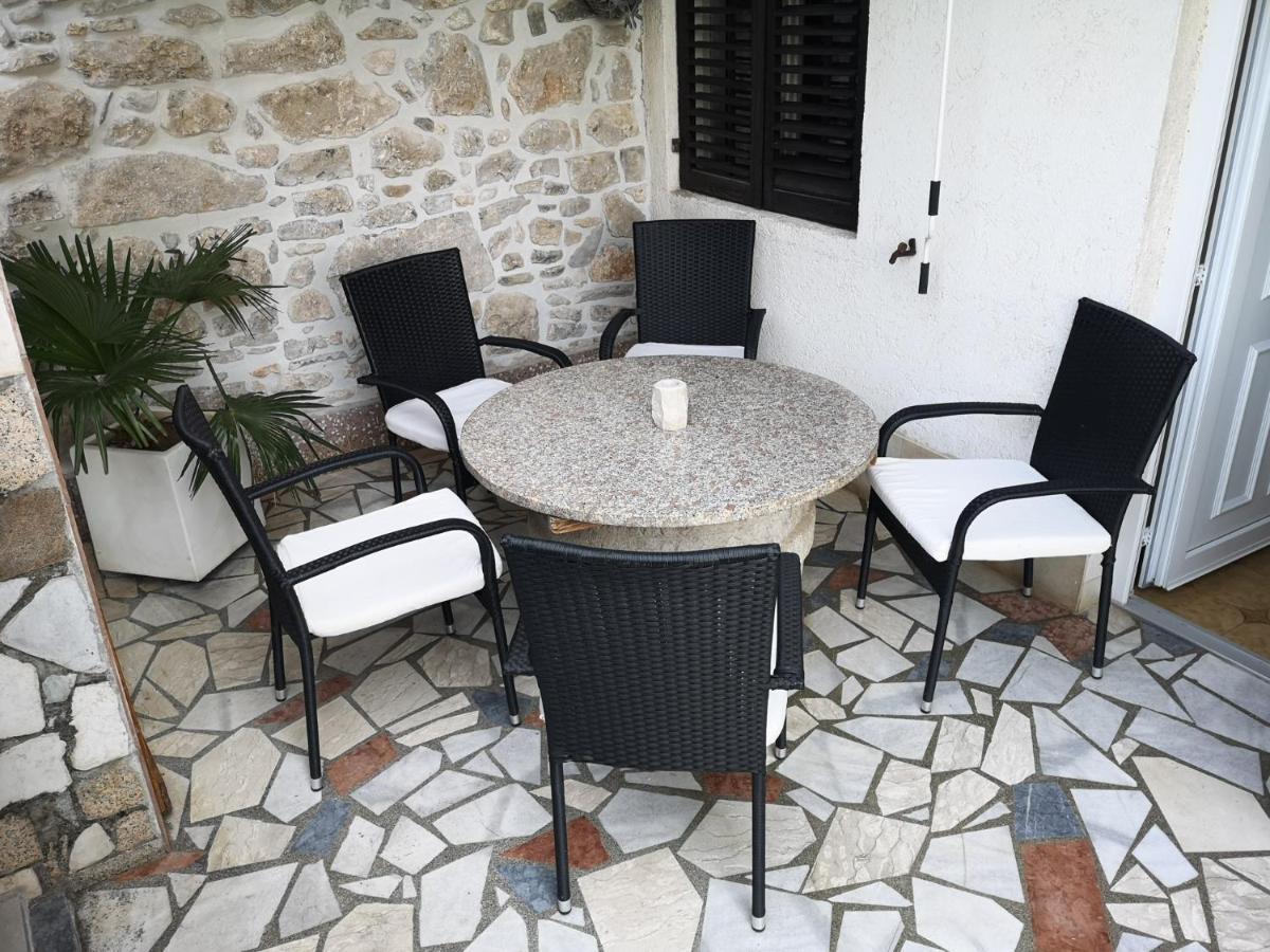 Apartment Magdic Brzac Exterior foto